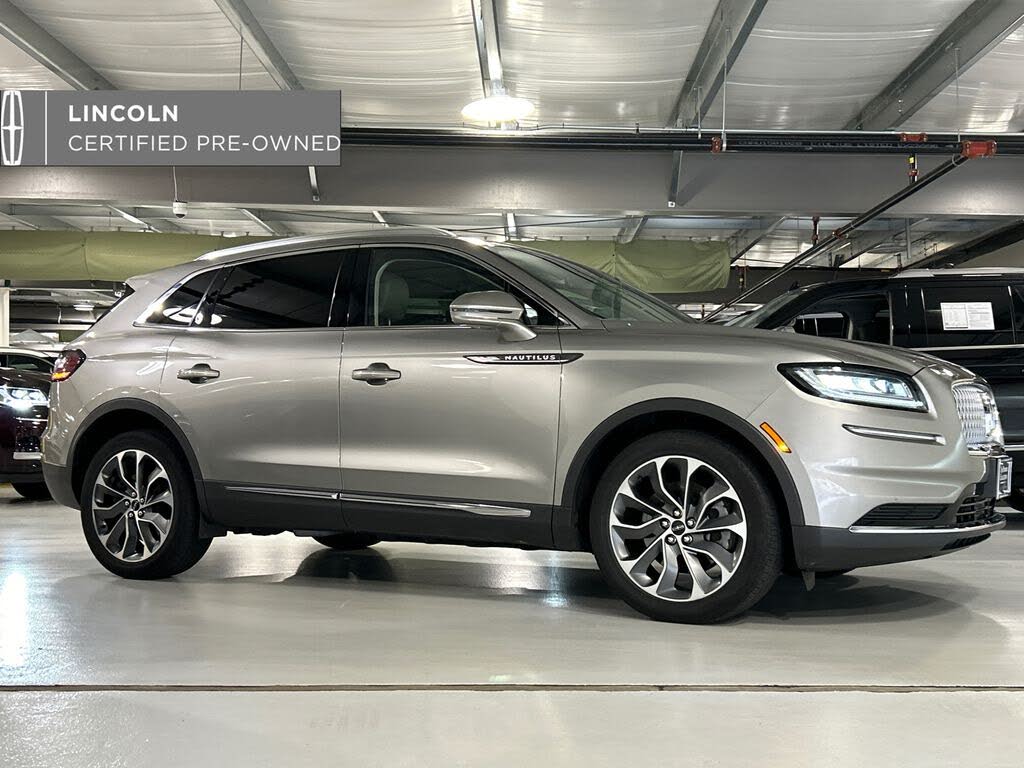 2023 Lincoln Nautilus Reserve