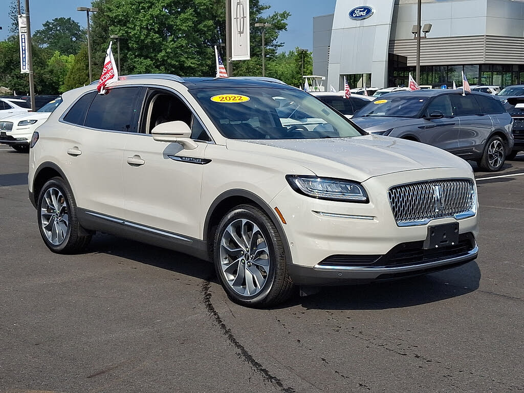 2022 Lincoln Nautilus Reserve