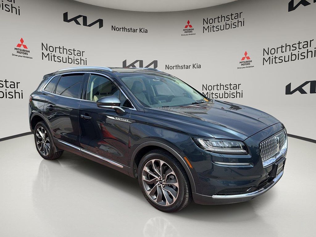 2023 Lincoln Nautilus Reserve
