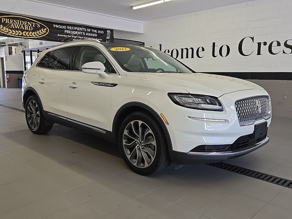 2022 Lincoln Nautilus Reserve