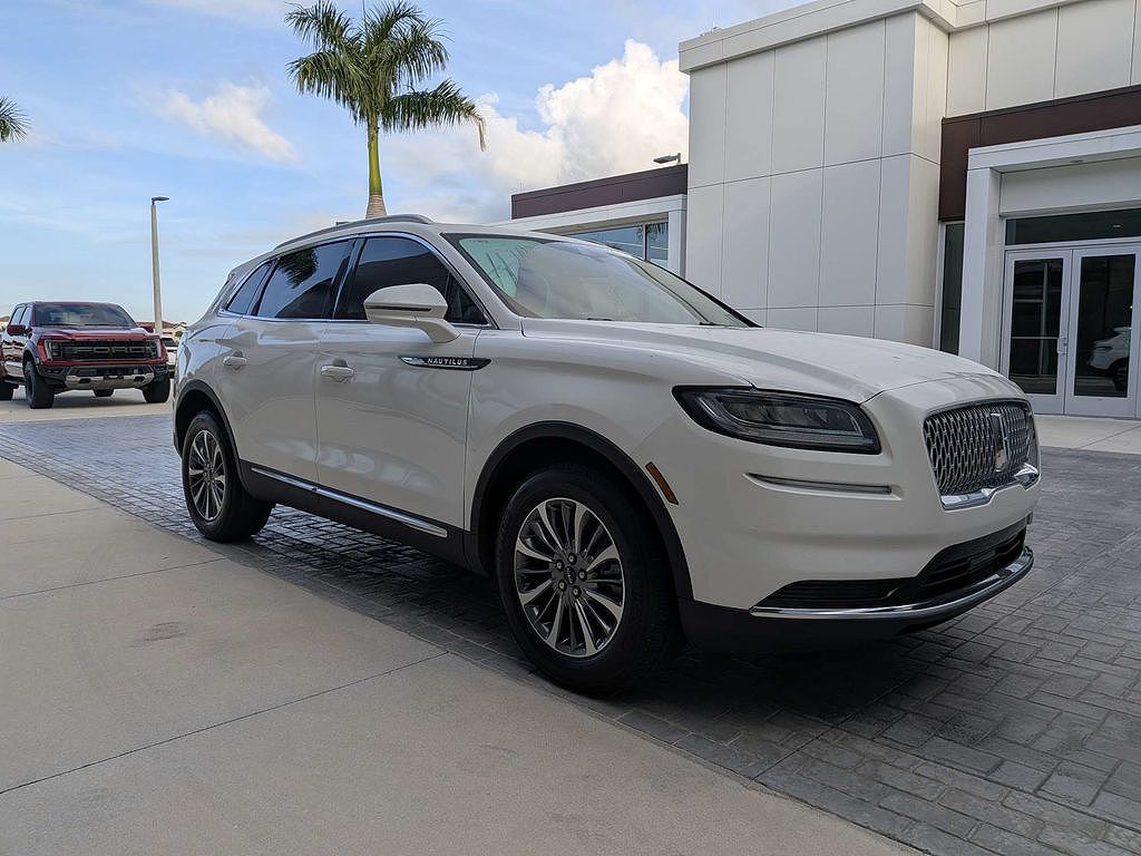 2023 Lincoln Nautilus Reserve