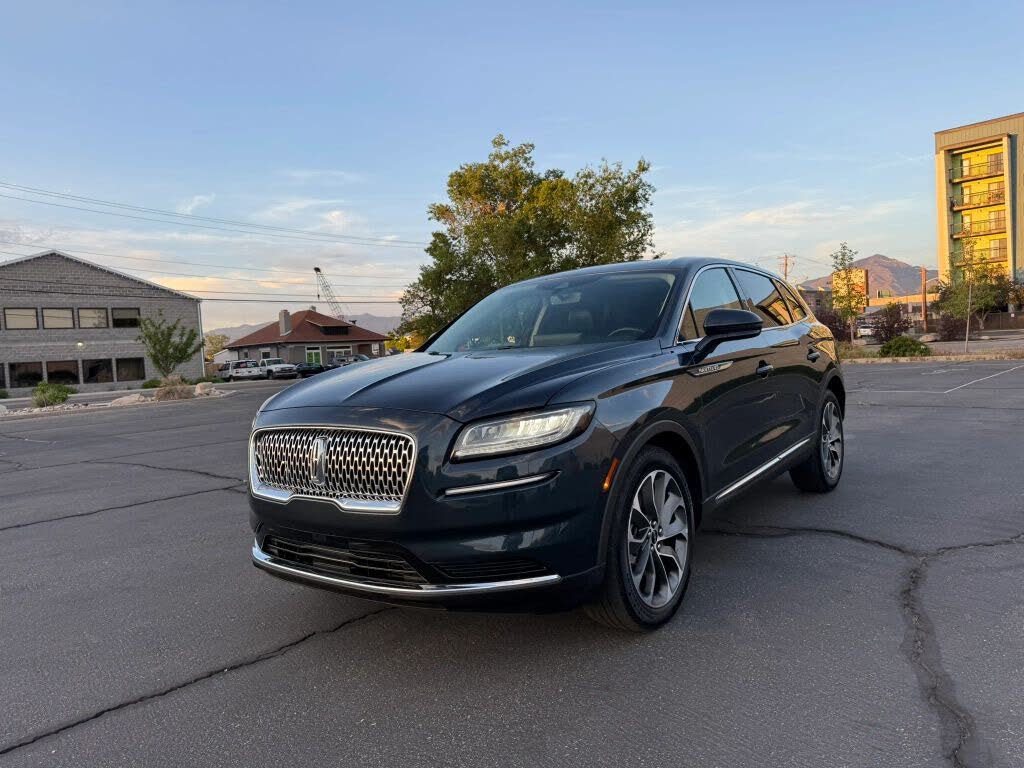 2023 Lincoln Nautilus Reserve