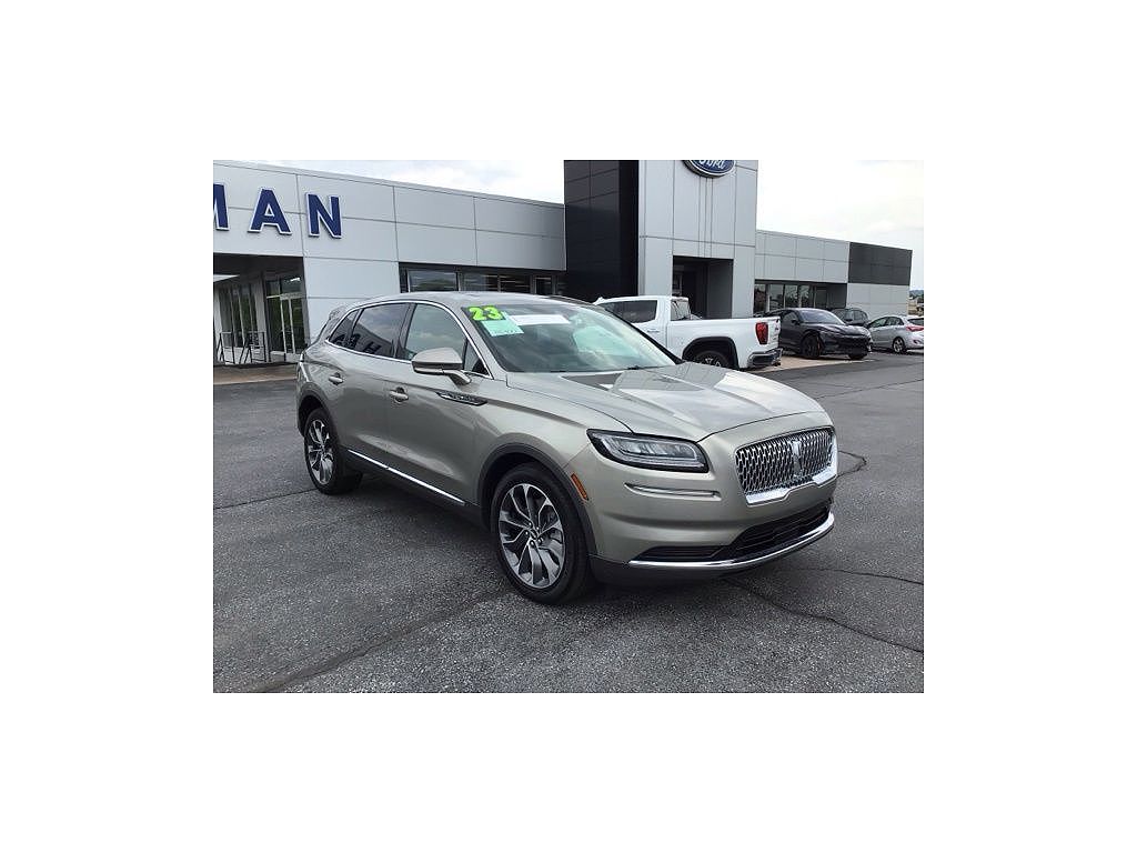 2023 Lincoln Nautilus Reserve