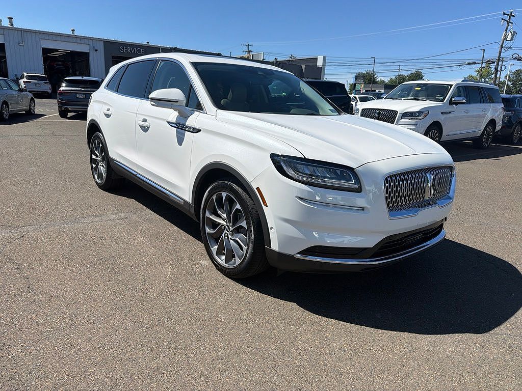 2023 Lincoln Nautilus 2.0T AWD Reserve w/ Panoramic Moonroof & Navigation