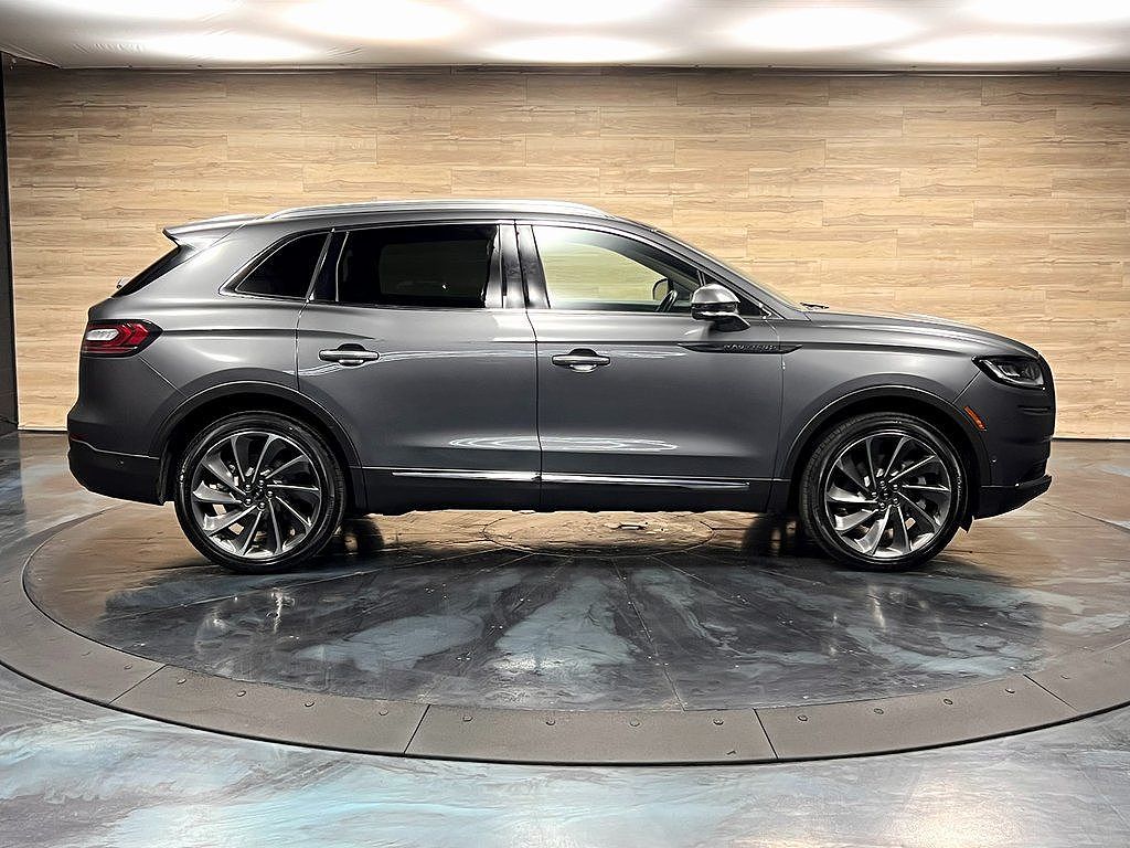 2022 Lincoln Nautilus Reserve