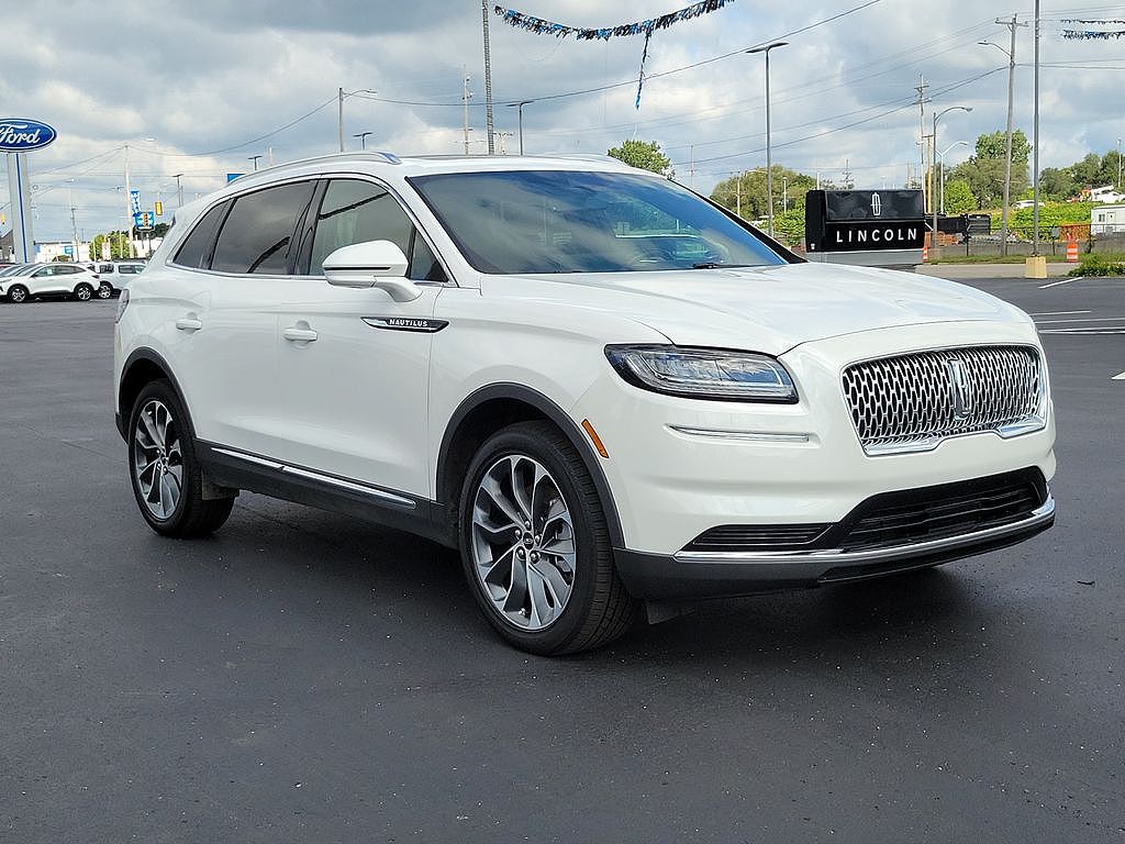 2023 Lincoln Nautilus Reserve