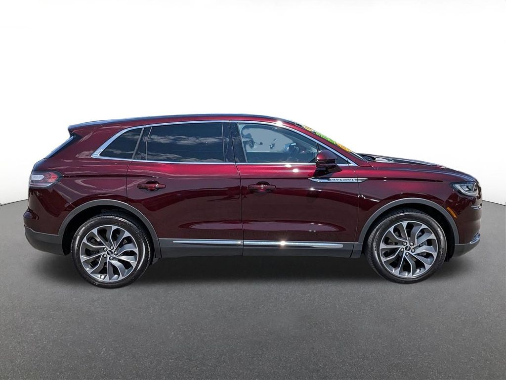 2023 Lincoln Nautilus Reserve