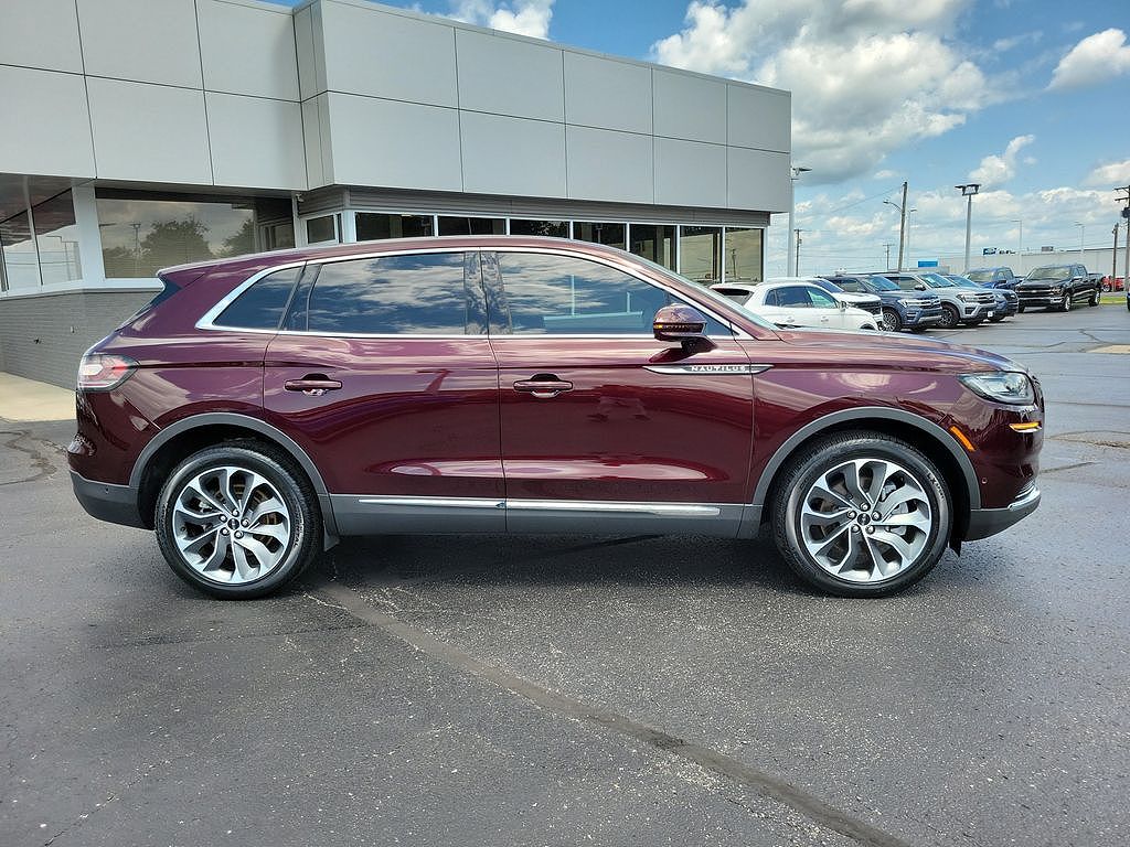 2023 Lincoln Nautilus Reserve