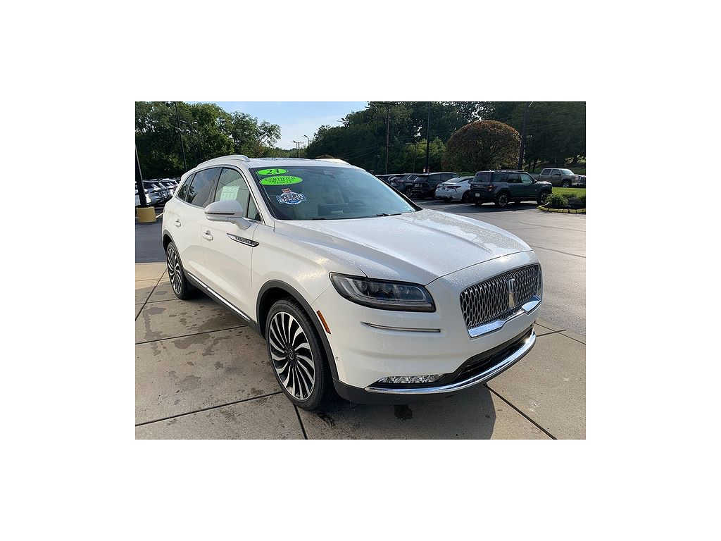 2023 Lincoln Nautilus Black Label