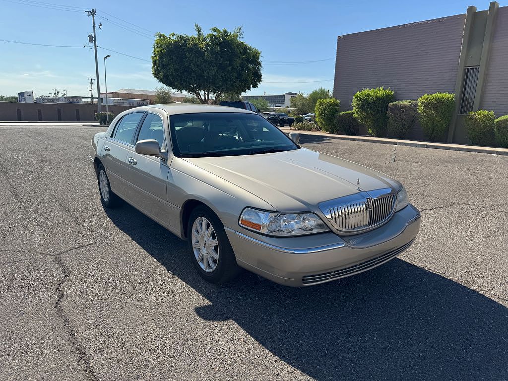 2009 Lincoln Town Car Signature Limited