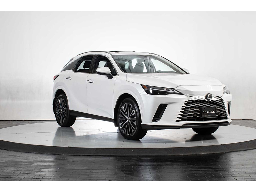2026 350 F SPORT Design in White, 19 miles for sale in Dallas, TX