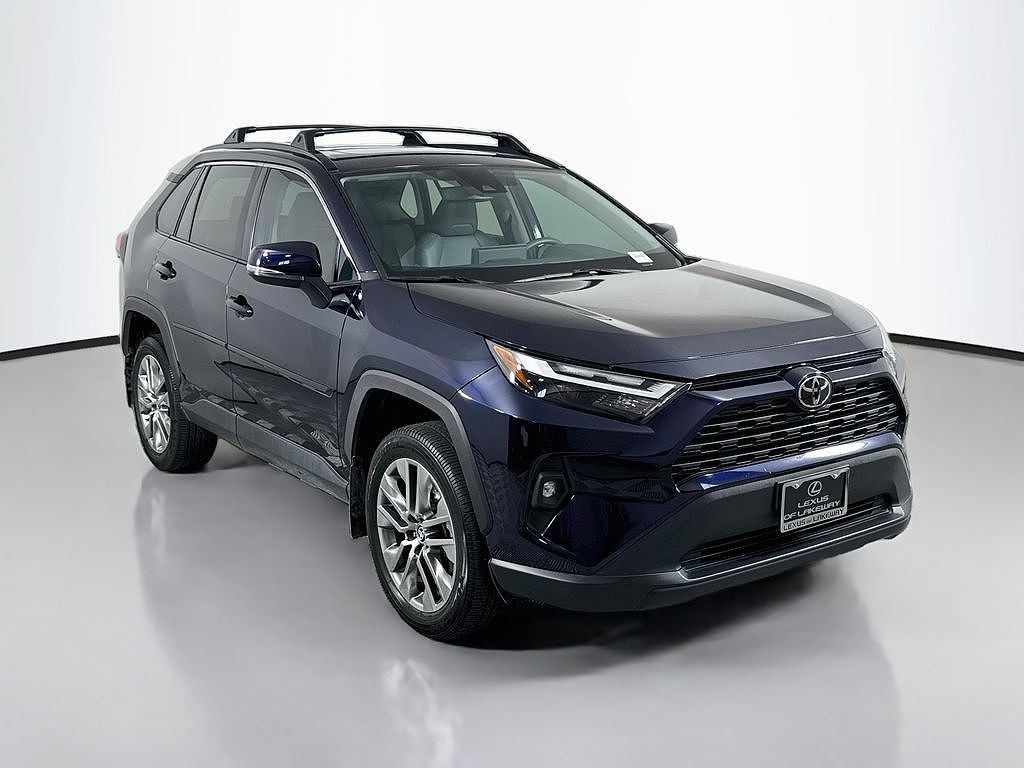2023 Toyota RAV4 XLE Premium