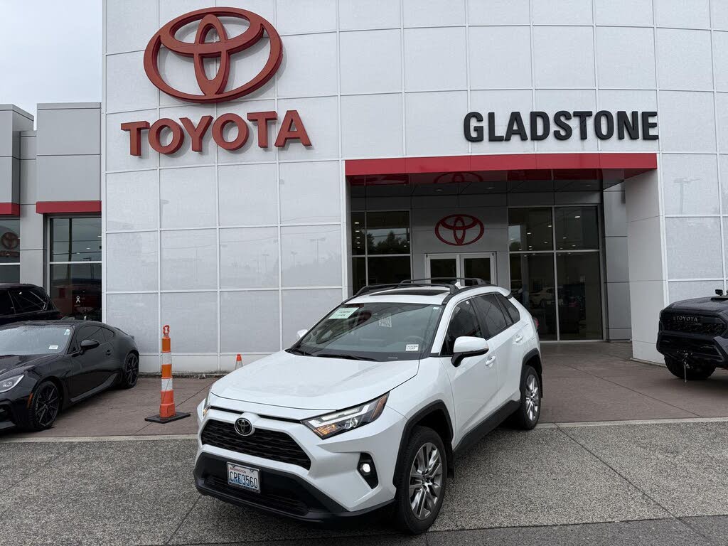 2024 Toyota RAV4 XLE Premium