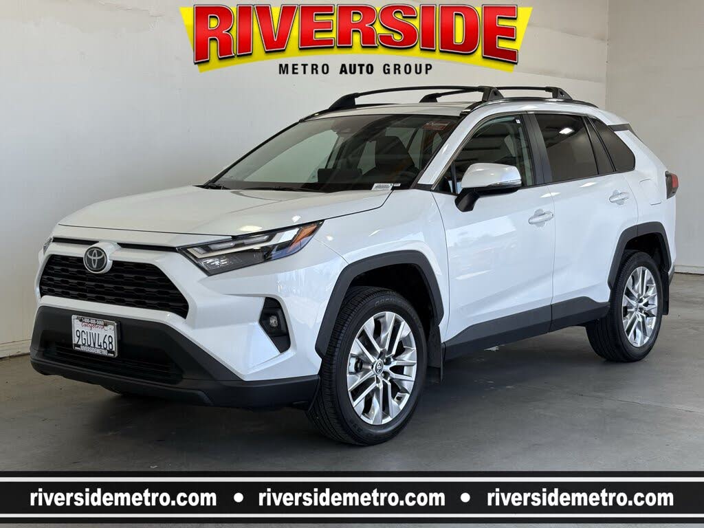 2023 Toyota RAV4 XLE Premium