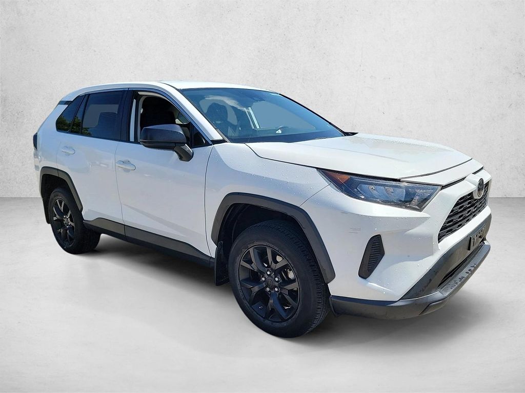 2022 Toyota RAV4 LE