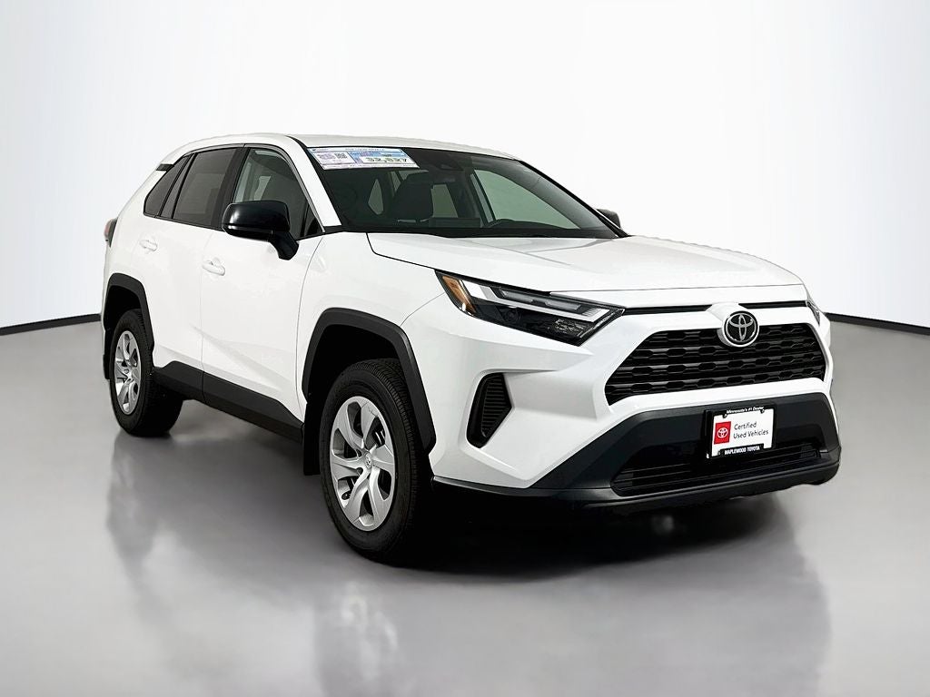 2024 Toyota RAV4 LE