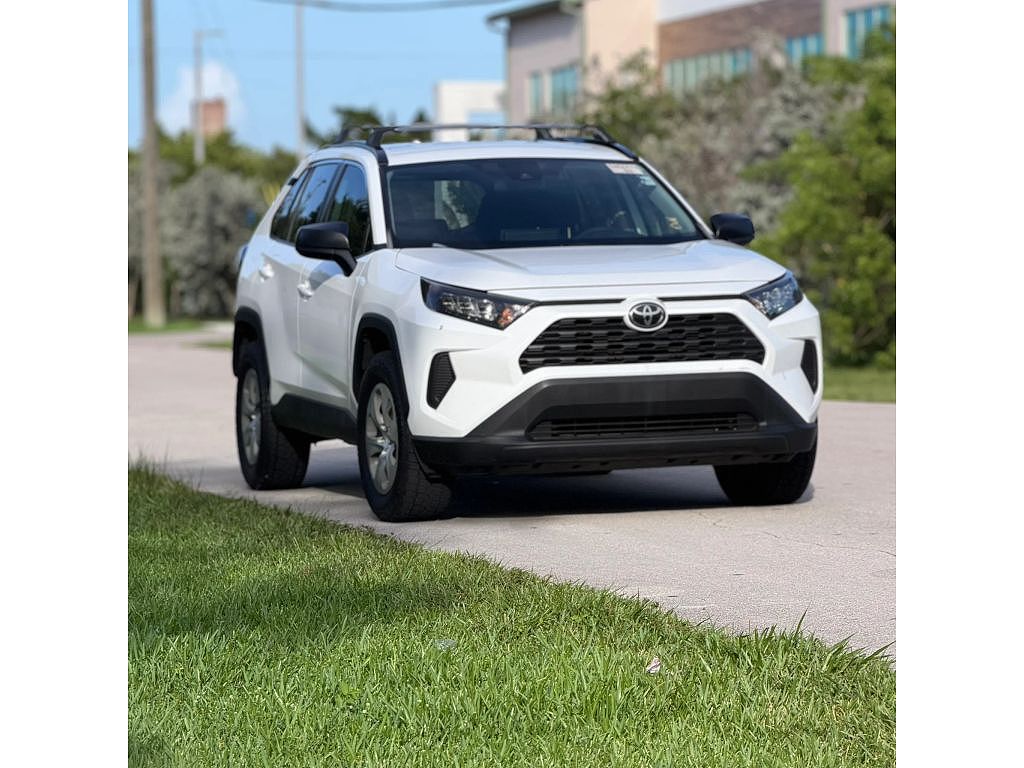 2019 Toyota RAV4 LE