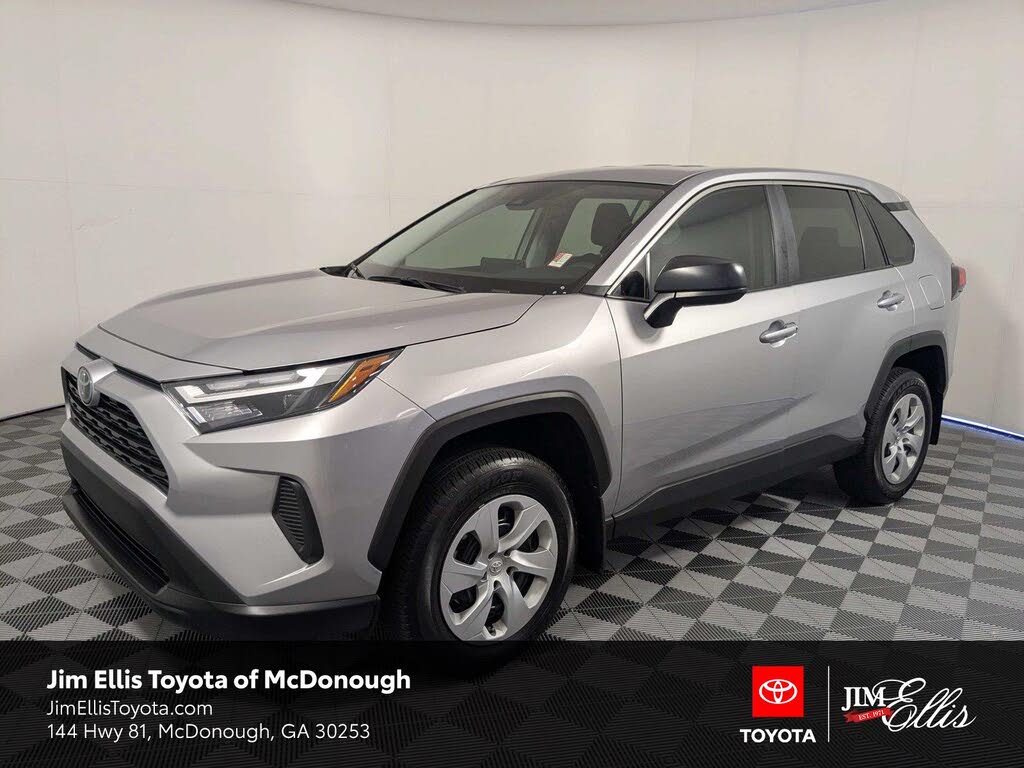 2024 Toyota RAV4 LE