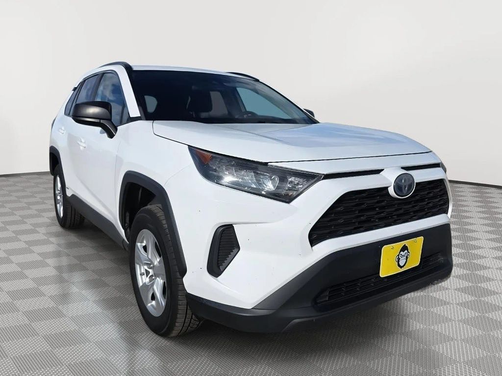 2019 Toyota RAV4 LE