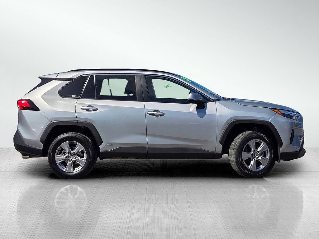 2024 Toyota RAV4 Hybrid LE