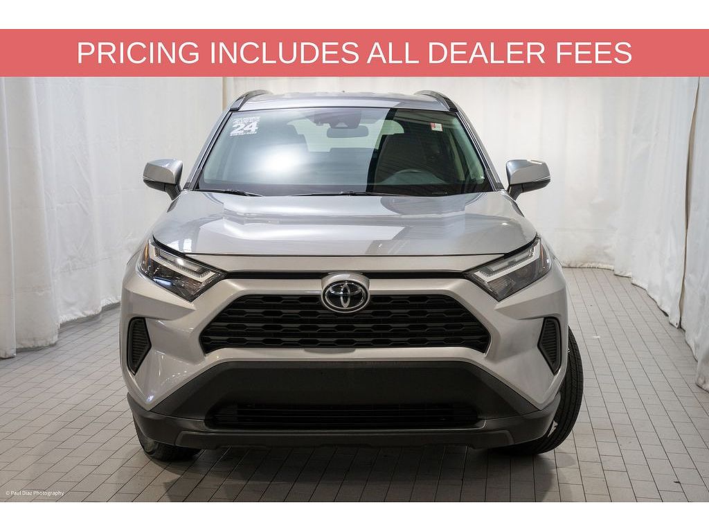 2024 Toyota RAV4 XLE