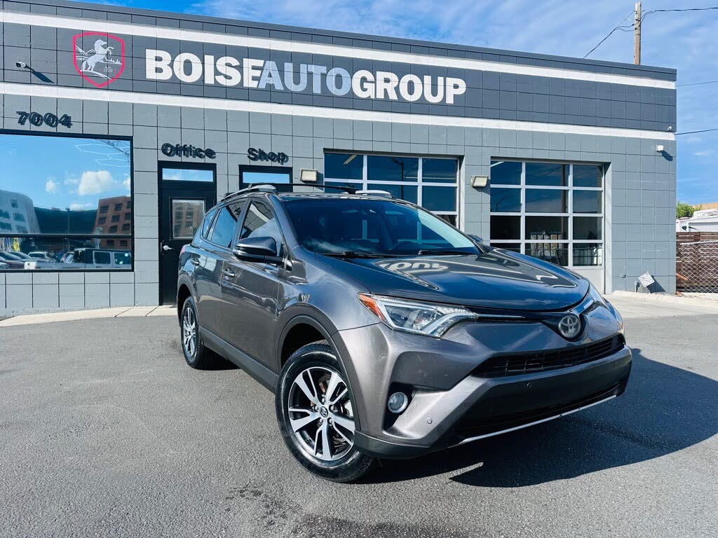 2017 Toyota RAV4 XLE