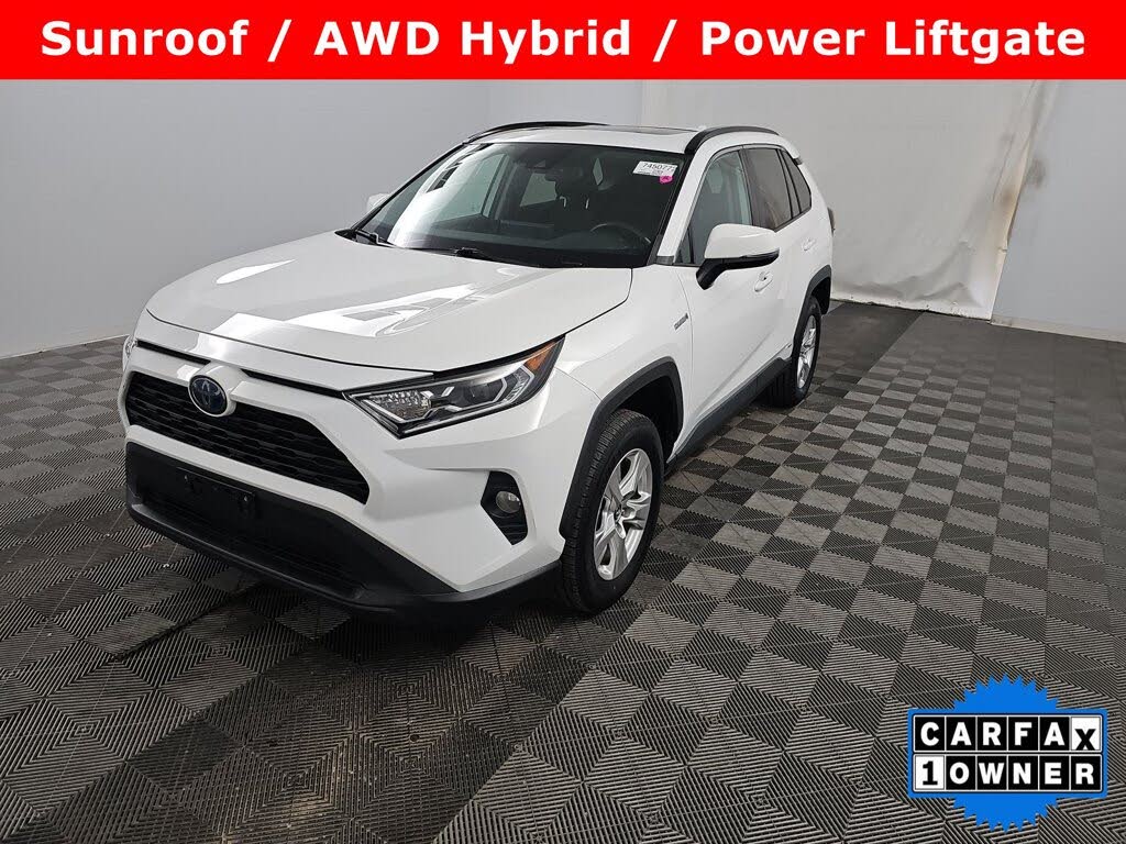 2020 Toyota RAV4 Hybrid XLE