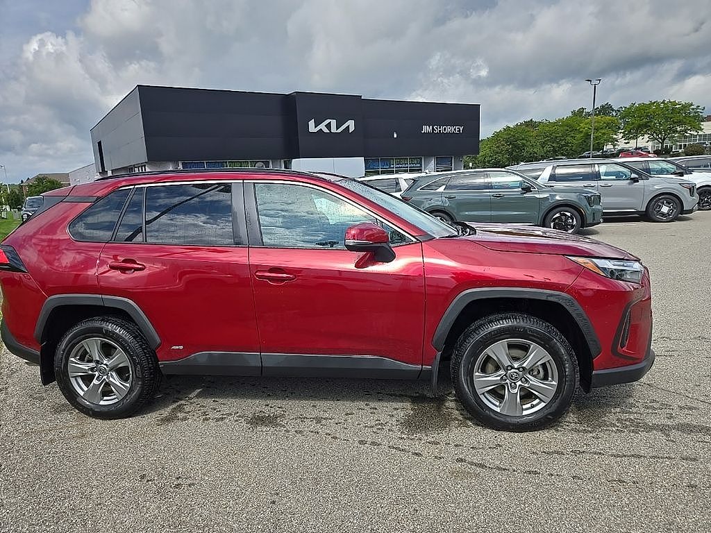 2024 Toyota RAV4 Hybrid XLE AWD