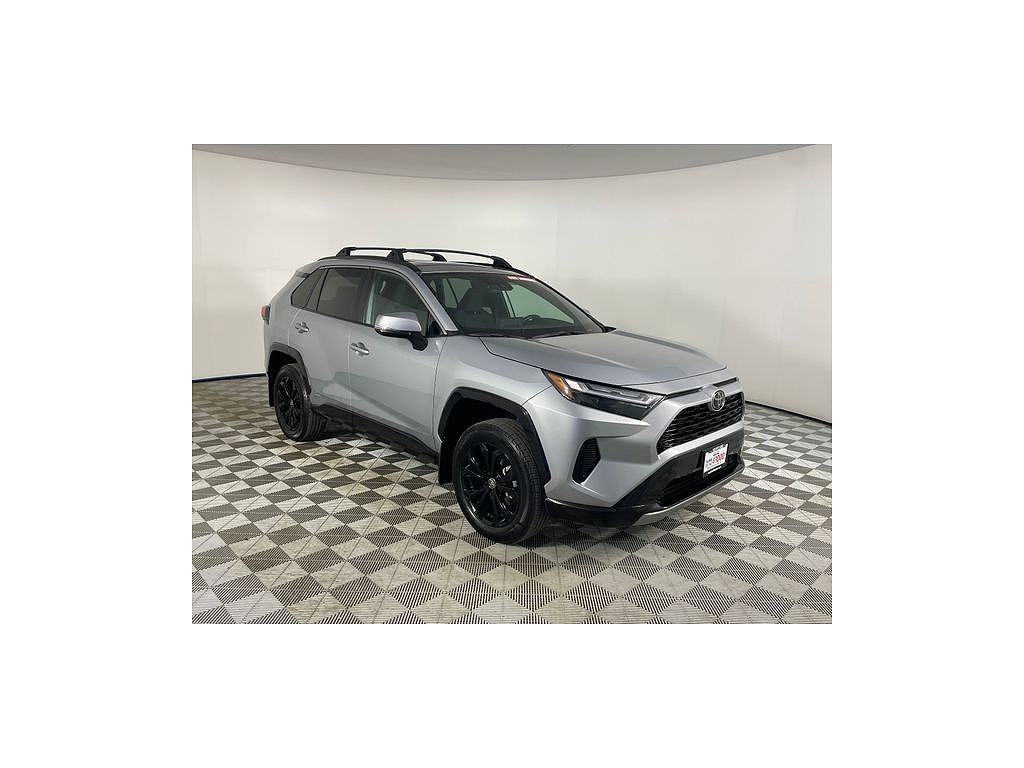 2025 Toyota RAV4 Hybrid SE