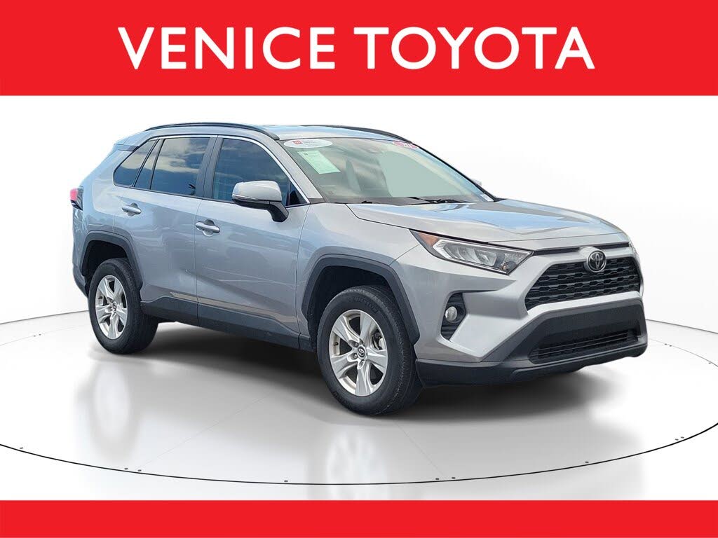 2020 XLE in Silver Sky Metallic, 38,173 miles for sale in Venice, FL