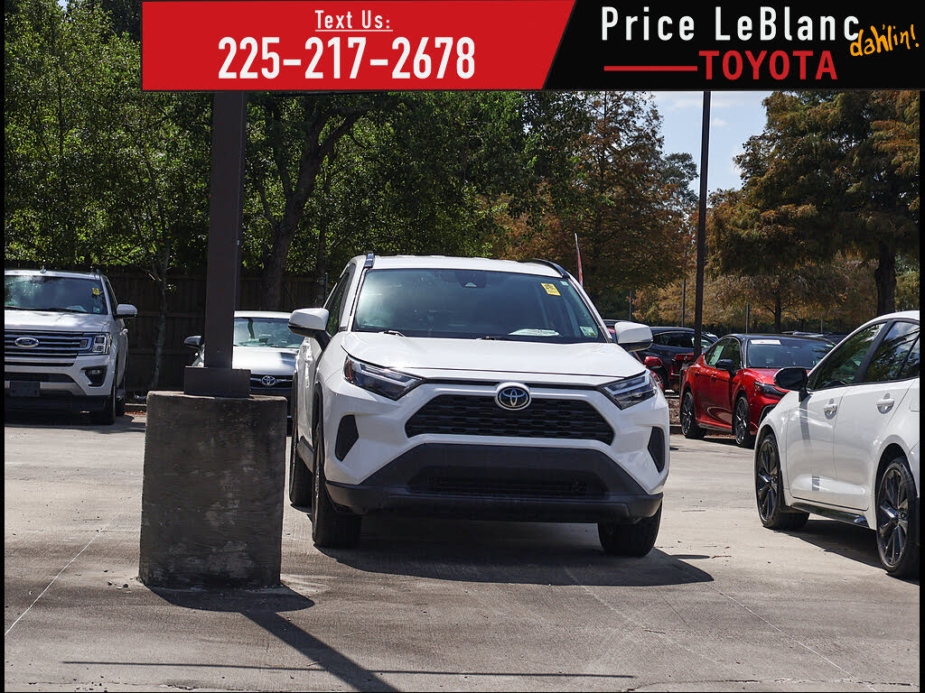 2022 Toyota RAV4 XLE