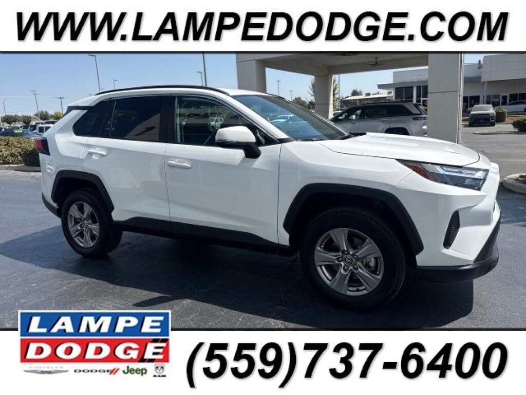 2025 Toyota RAV4 XLE