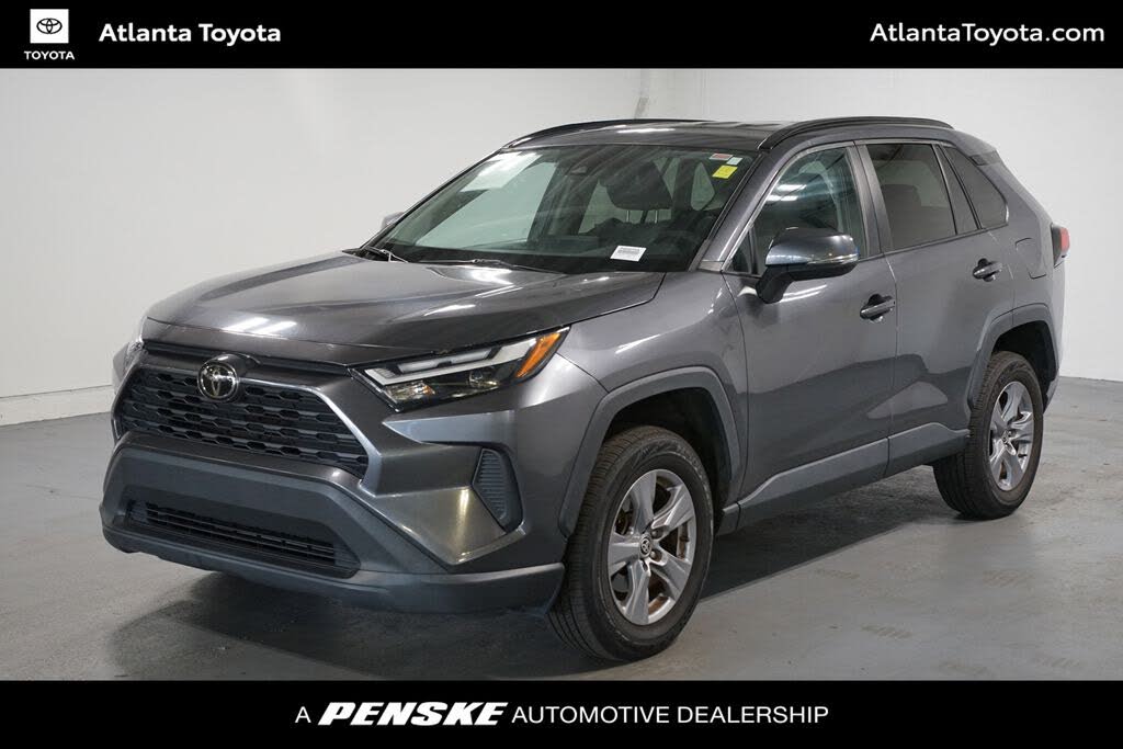 2022 Toyota RAV4 XLE