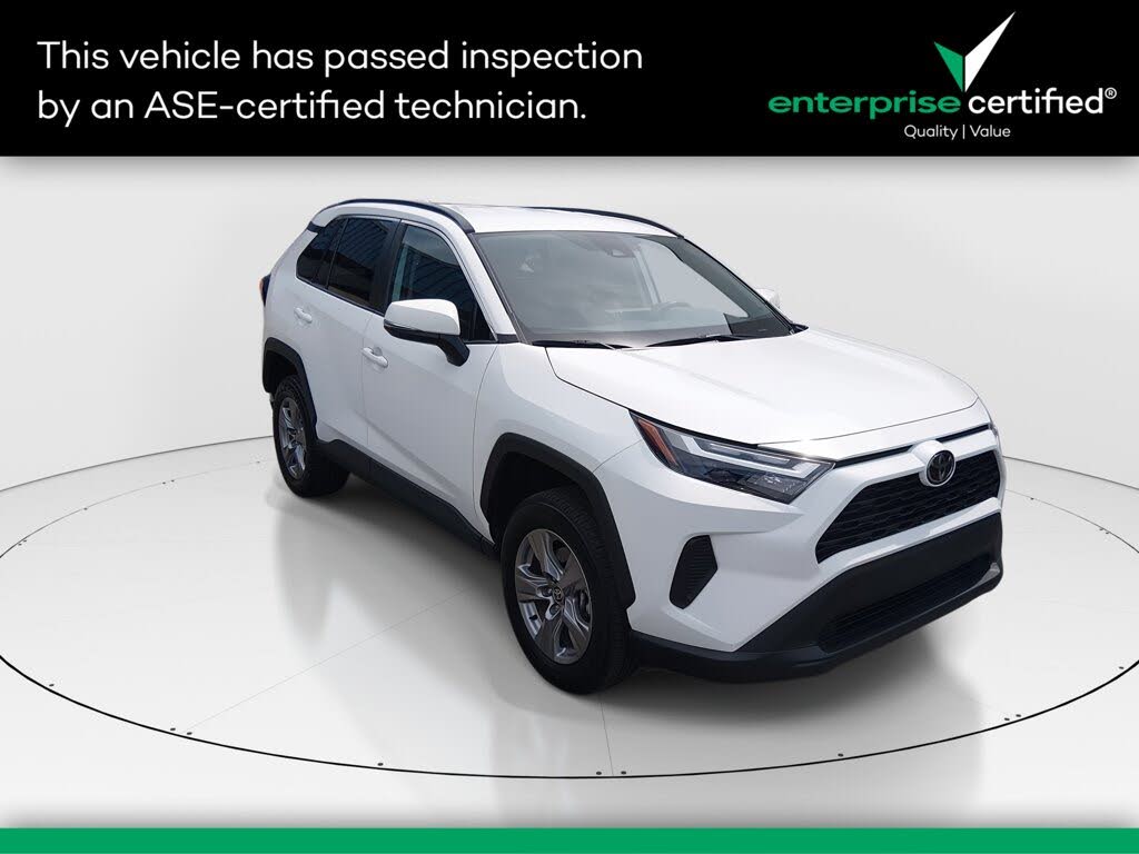2025 Toyota RAV4 XLE