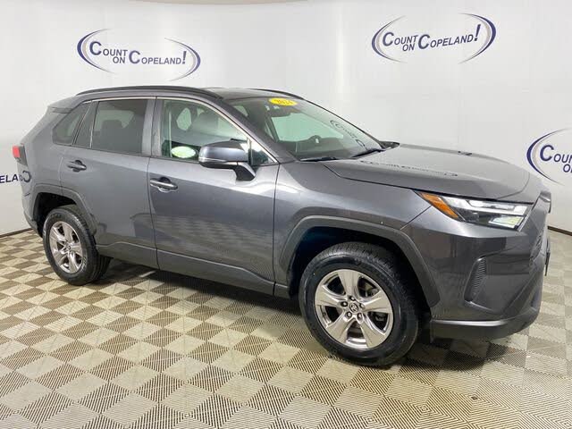 2024 Toyota RAV4 XLE