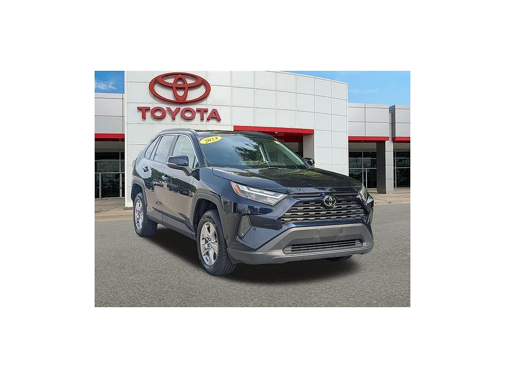 2024 Toyota RAV4 XLE