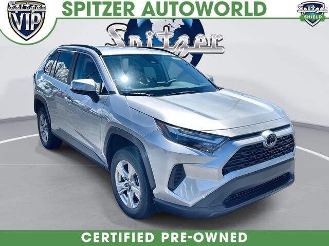 2025 Toyota RAV4 XLE