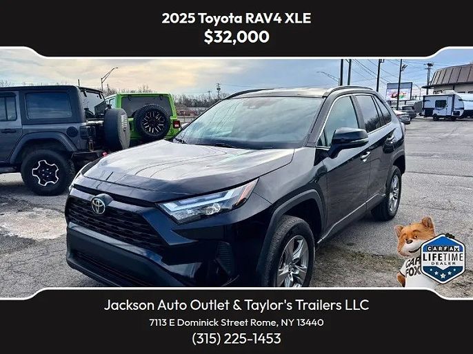 2025 Toyota RAV4 XLE