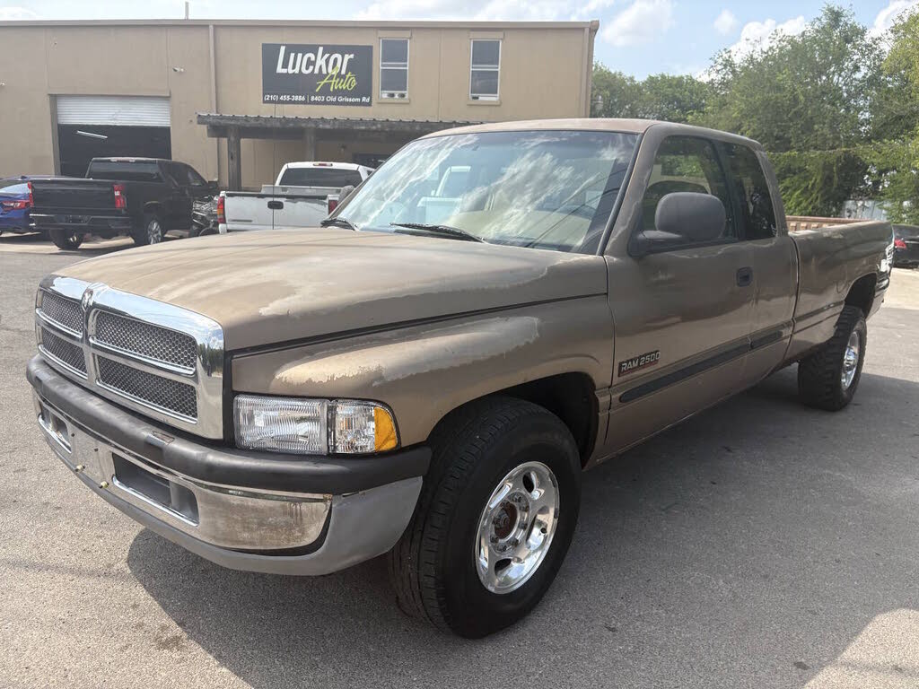 2001 Dodge Ram Pickup 2500 ST