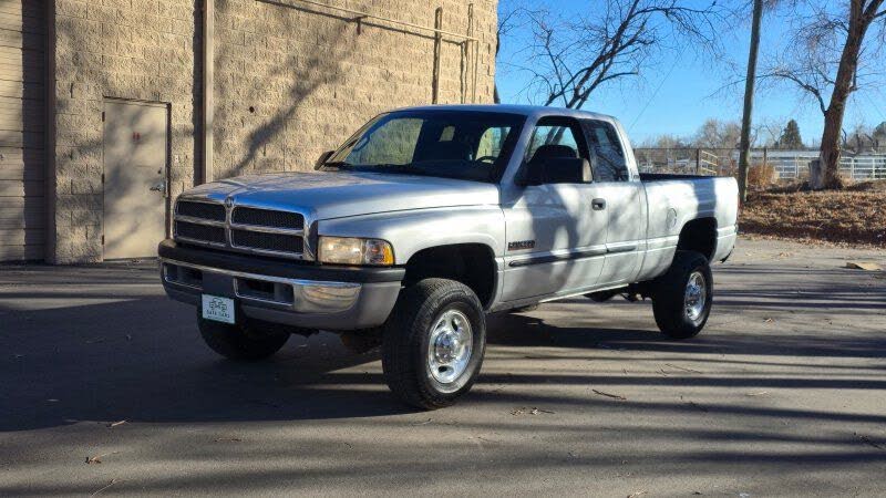 2001 Dodge Ram Pickup 2500 ST