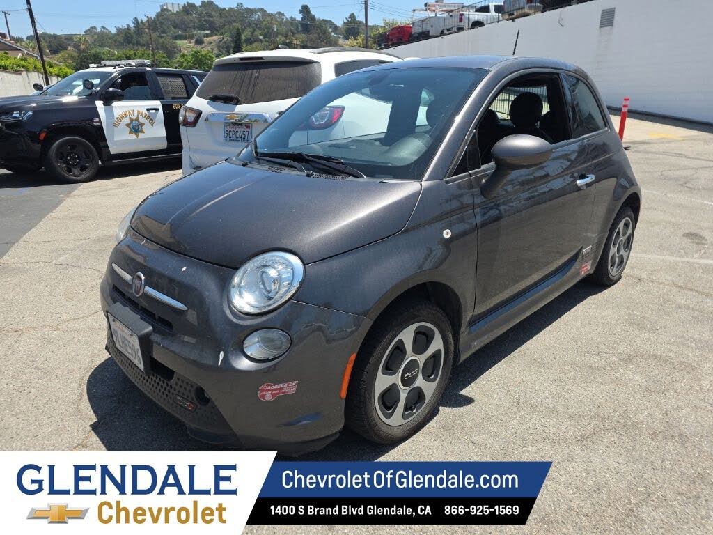 2017 Fiat 500e photo 2