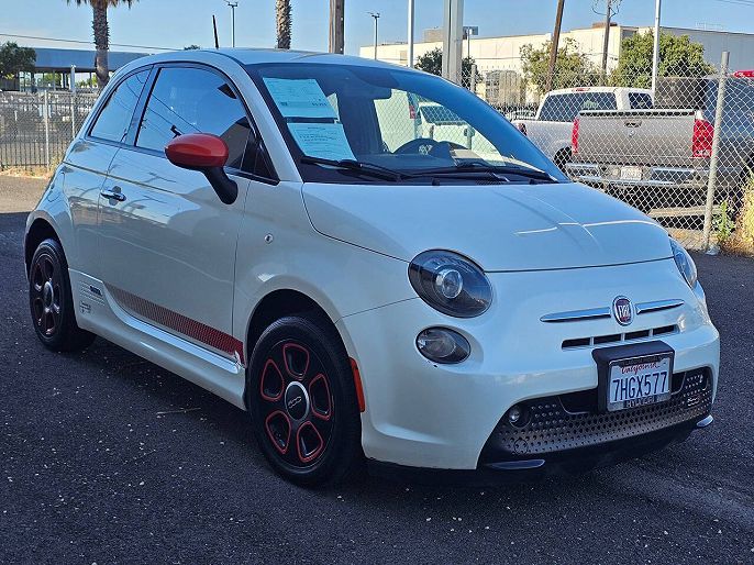 2015 Fiat 500e photo 1