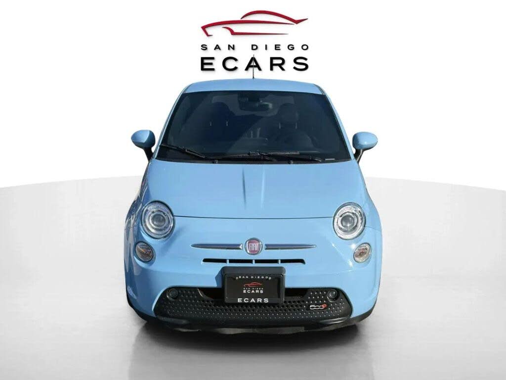 2017 Fiat 500e photo 2
