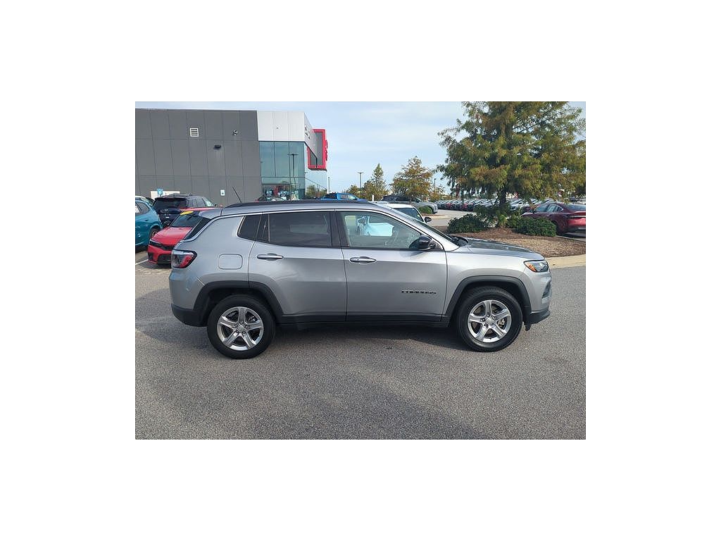 2024 Jeep Compass Latitude