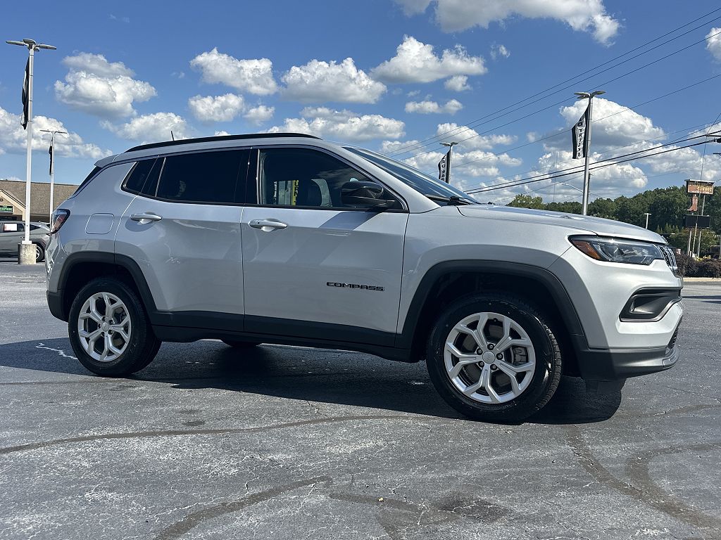 2024 Jeep Compass Latitude