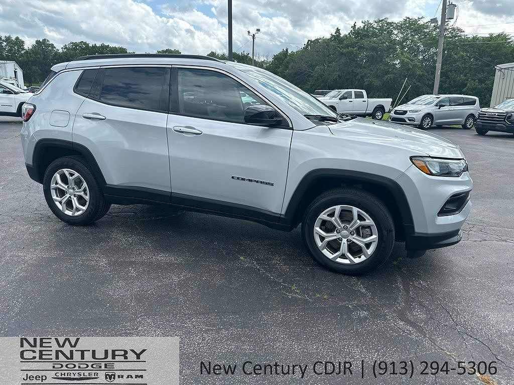 2024 Jeep Compass Latitude