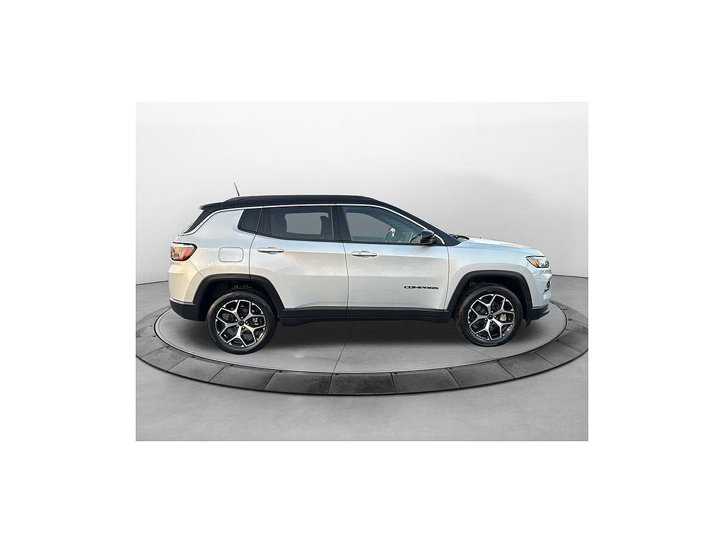 2026 Jeep Compass Limited Altitude