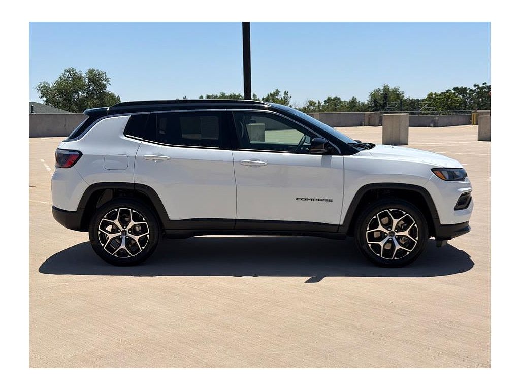 2026 Jeep Compass Limited Altitude