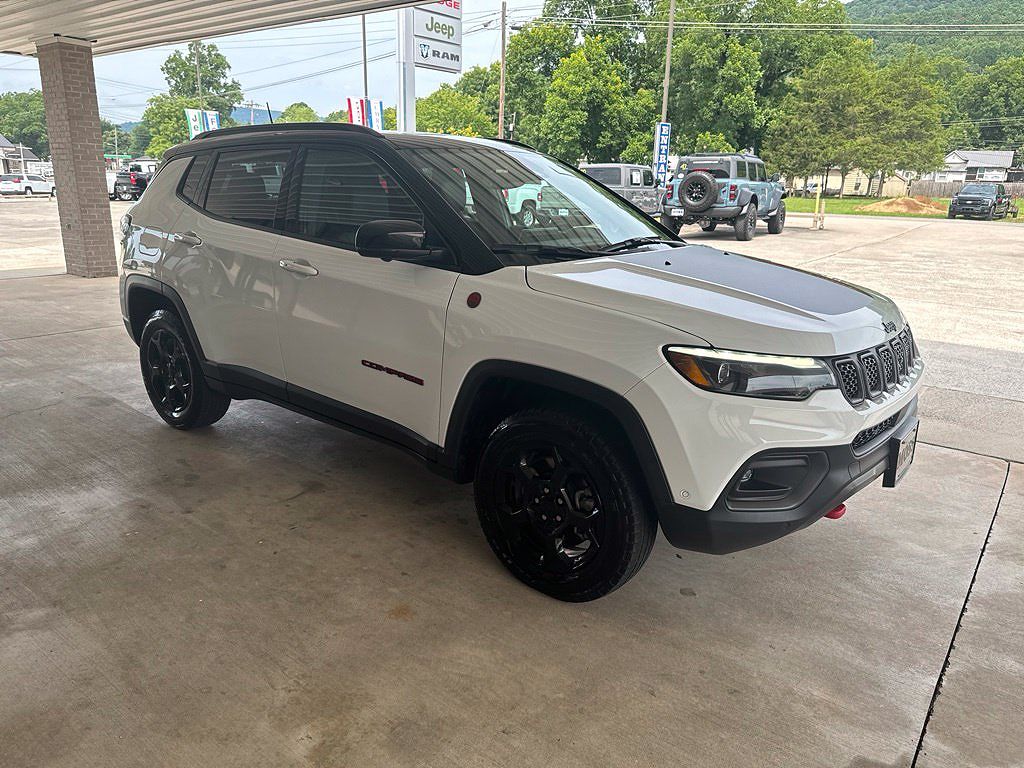 2023 Jeep Compass Trailhawk