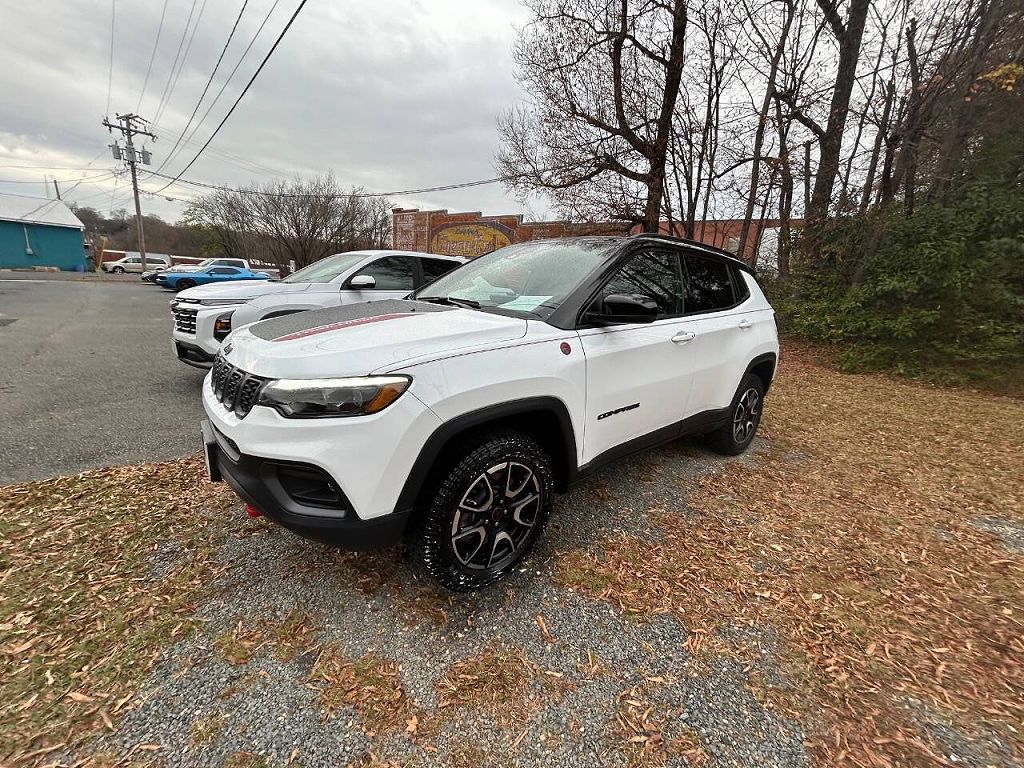 2025 Jeep Compass Trailhawk